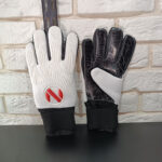 دستکش دروازه بانی نایک کد Z-1 (سایز 10) - تصویر 2
