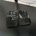 دستکش نیمه تمرین کف ژله ای کد GE-2 - تصویر 2