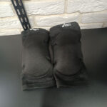 زانوبند پددار اسیکس کد AS4