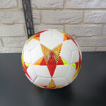 توپ فوتبال سایز 5 کد T-6 - تصویر 4