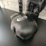 دستکش بوکس REYES  کد HECHO (سایز 12OZ) - تصویر 3